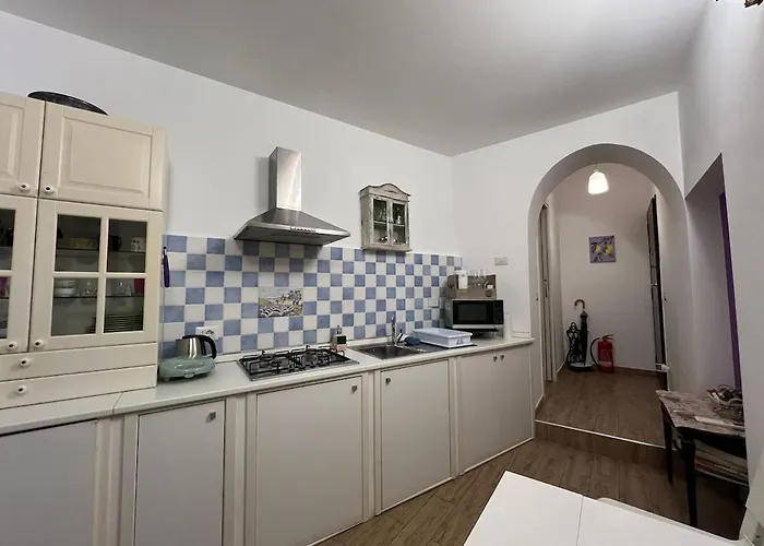 Central Luxury Apartment Near Pellegrino